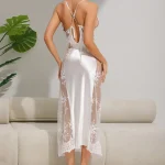 Lingerie d'été sexy en soie glacée avec bretelles