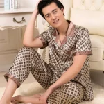 Pyjama confortable en polyester pour hommes