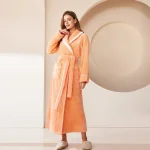 Robe de douche élégante pour adultes