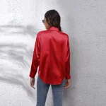 vêtement haut pour femmes