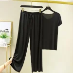 vêtements de salon d'été