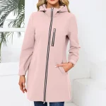 trench-coat sports plein air